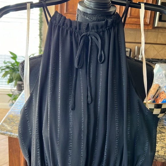 BCBGeneration halter maxi dress - Picture 6 of 7